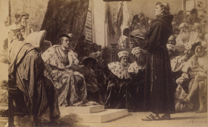 „Sötétségből világosság ragyogjon”